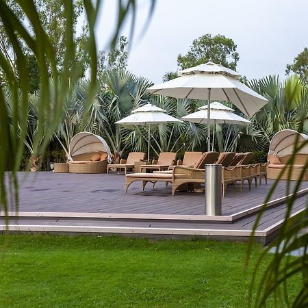 Atrio By Devam Hotel Gurgaon Buitenkant foto