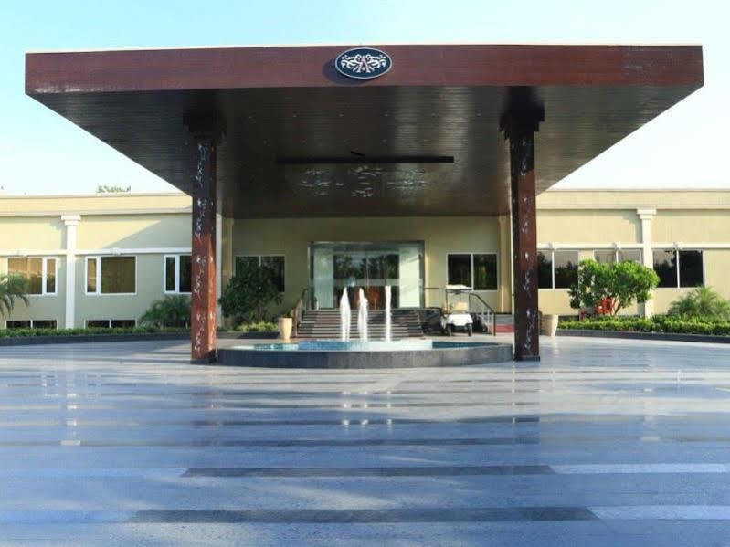 Atrio By Devam Hotel Gurgaon Buitenkant foto