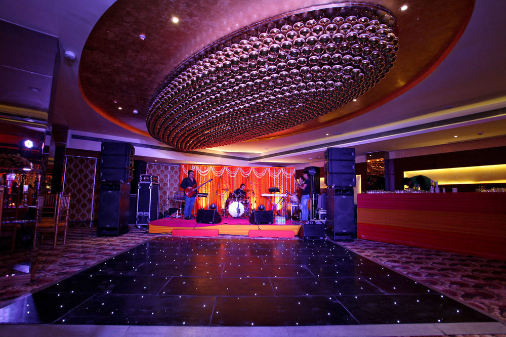 Atrio By Devam Hotel Gurgaon Buitenkant foto