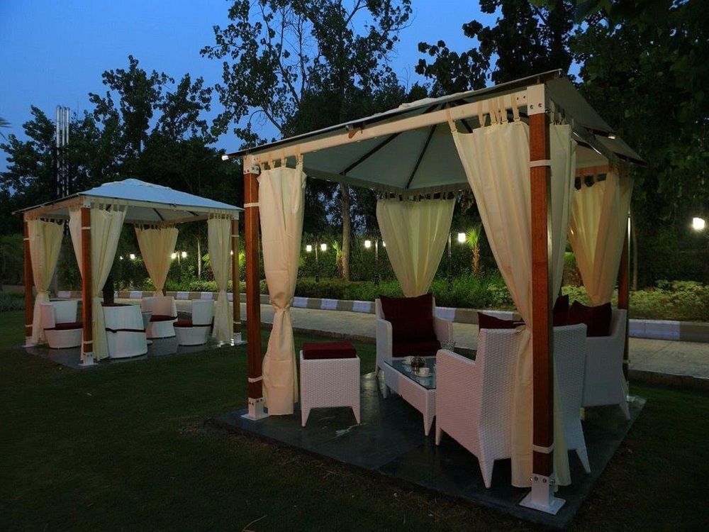Atrio By Devam Hotel Gurgaon Buitenkant foto