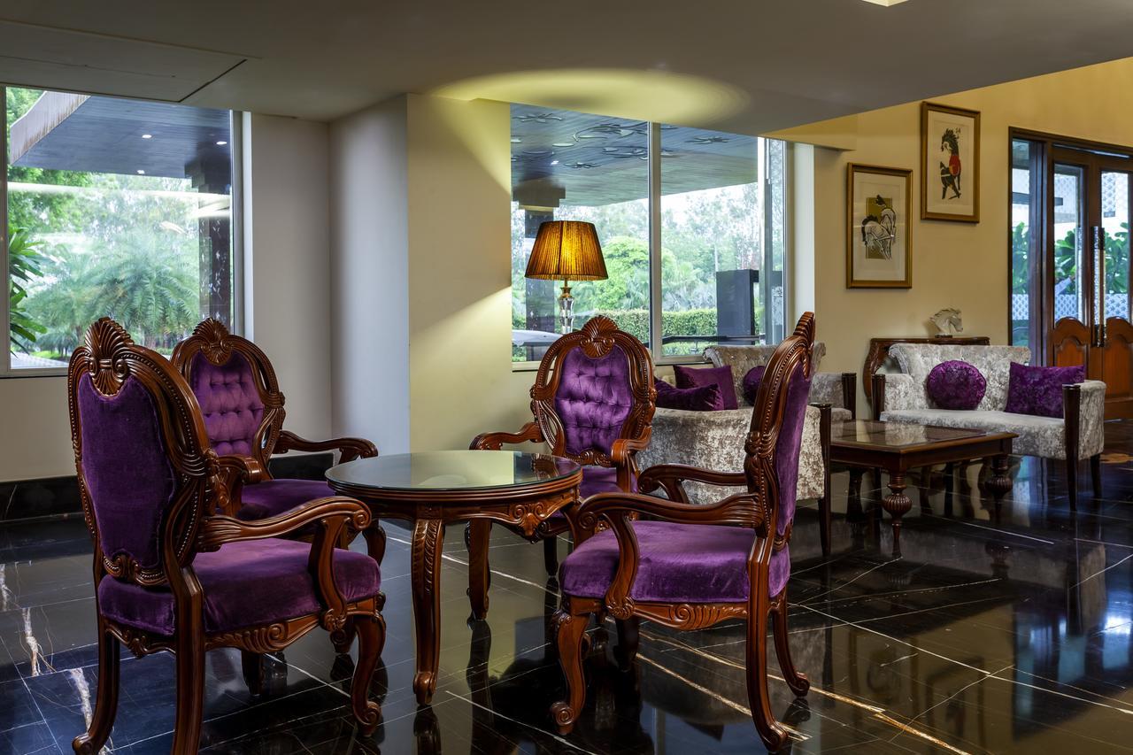 Atrio By Devam Hotel Gurgaon Buitenkant foto