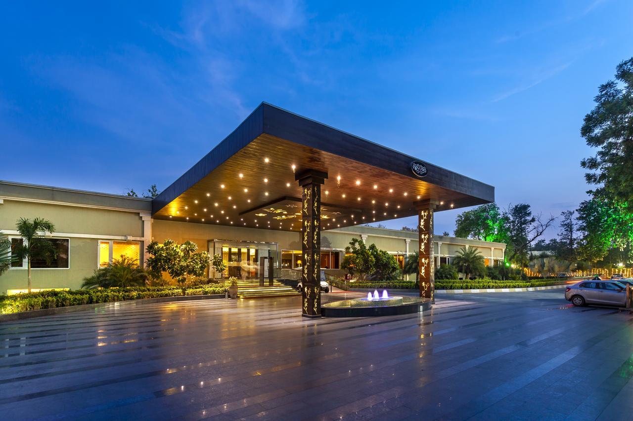 Atrio By Devam Hotel Gurgaon Buitenkant foto