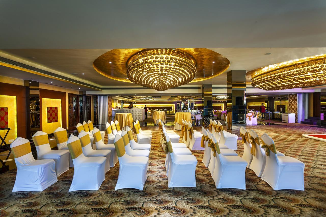Atrio By Devam Hotel Gurgaon Buitenkant foto